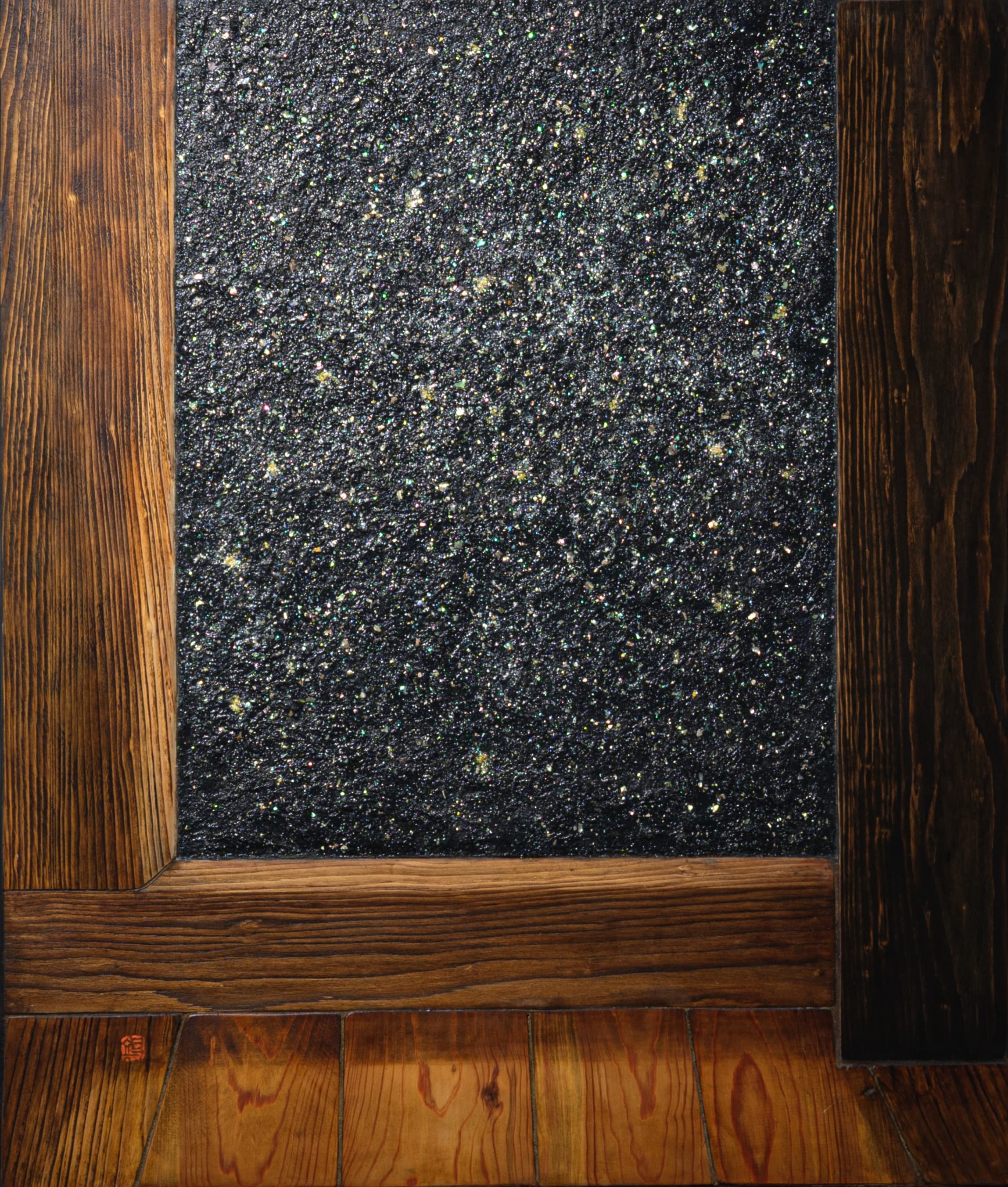 Kim Duck Yong 김덕용, 옛날의 그집, 2020, 나무에 자개, 혼합기법, 100 x 85 cm